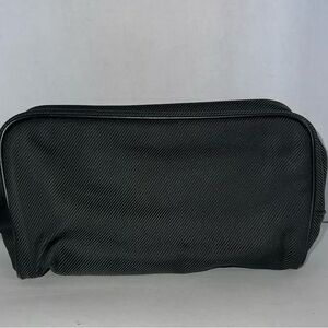 Authentic Louis Vuitton Palana Taiga pouch - clutch make up bag attache purse